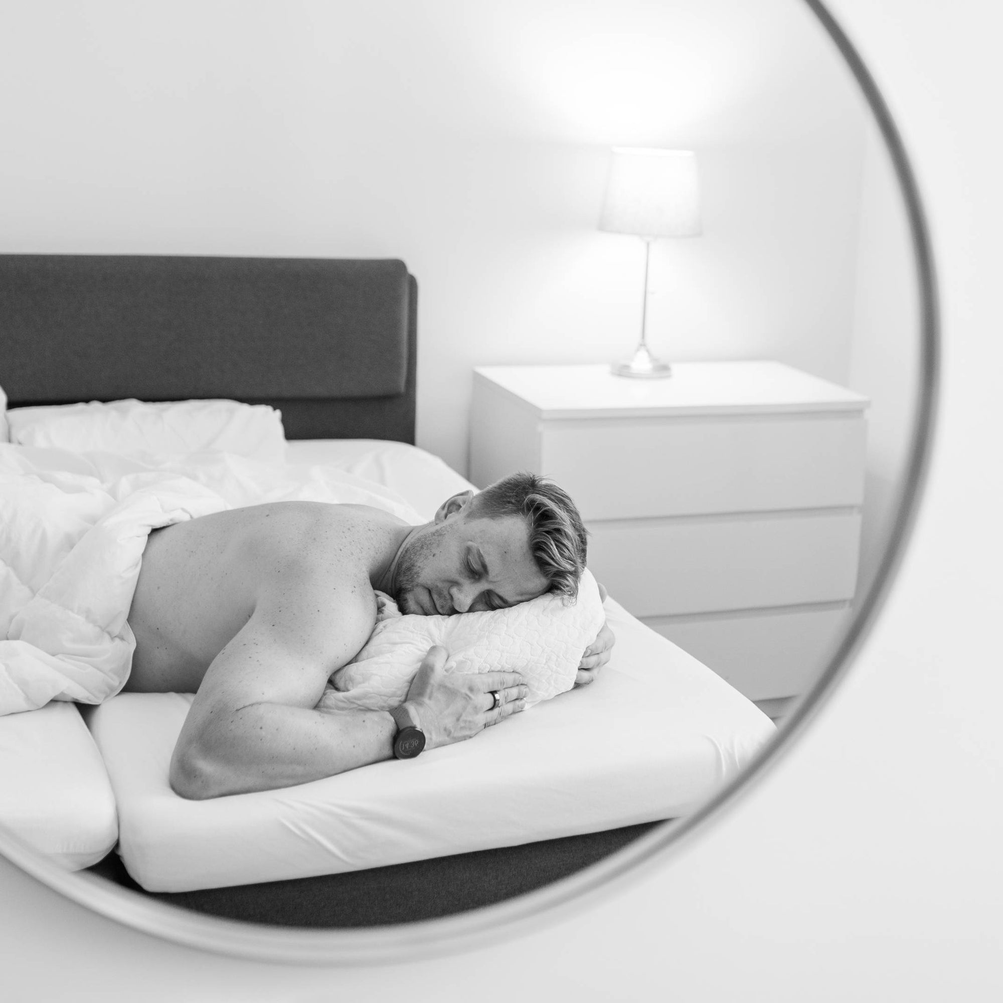 Unilähettiläs Rami Salomaa houkuttelee ihmisiä parempien unten maille