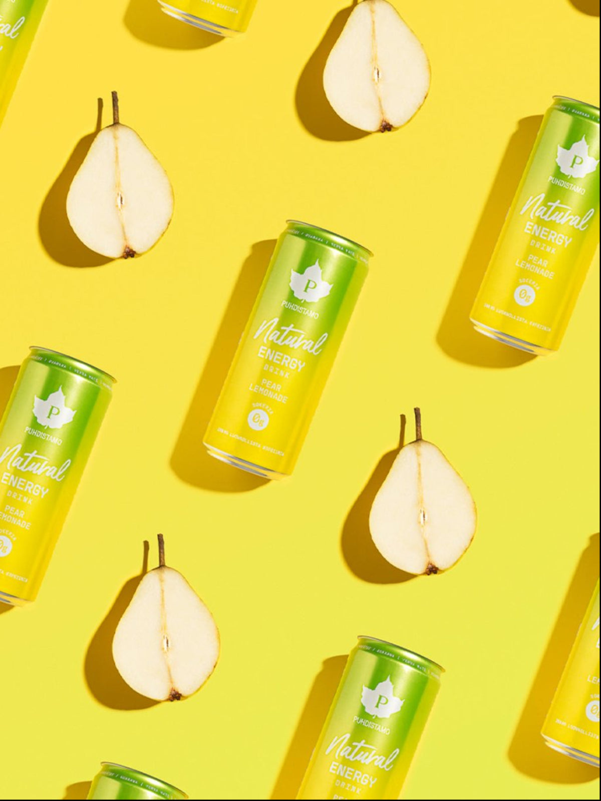 Puhdistamon Natural Energy Drink Pear Lemonade ja päärynöitä