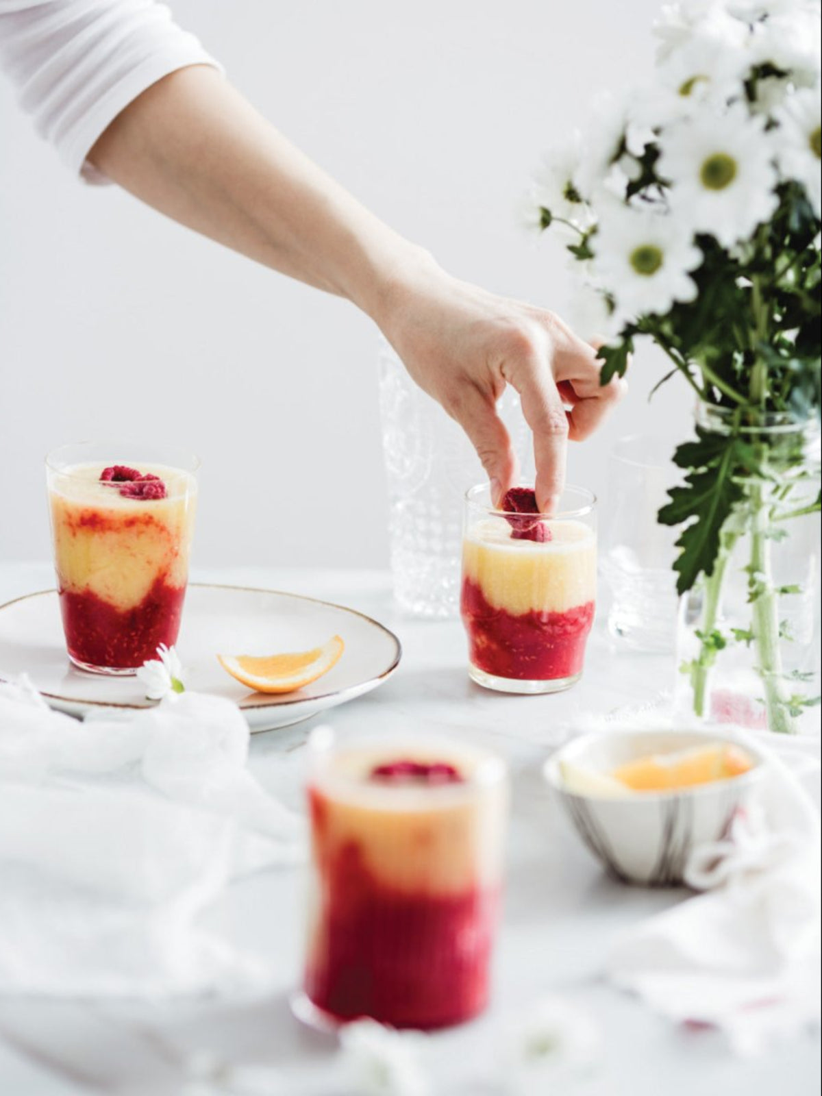 Vanilja-marja jälkiruoka